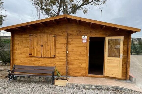 Inauguración de la caseta del río Francolí en la Escola Natura de Mare Terra