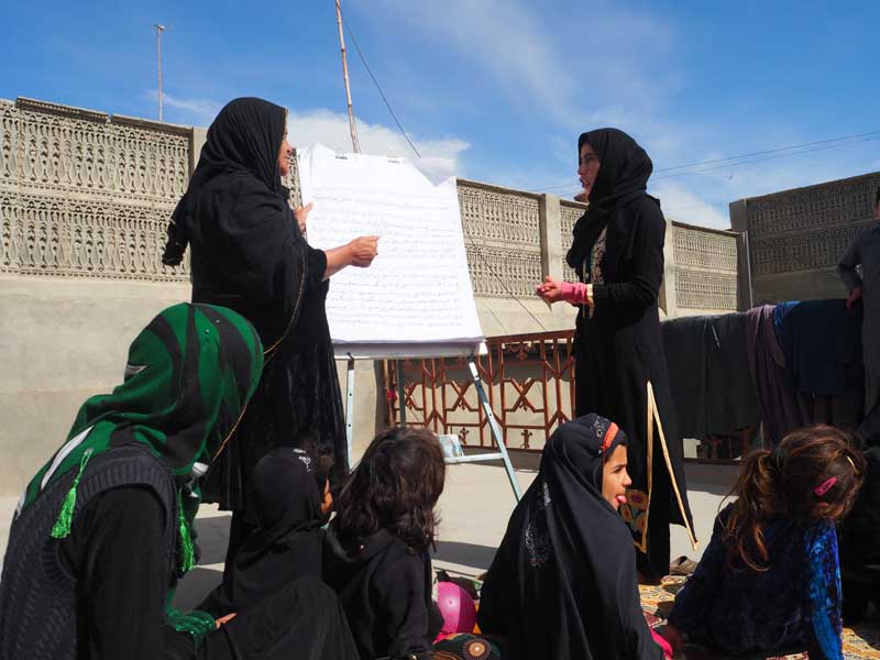Lucha de mujeres afganas, con Khadija Ahmadi, Geety Mayel y Sunita Nasir
