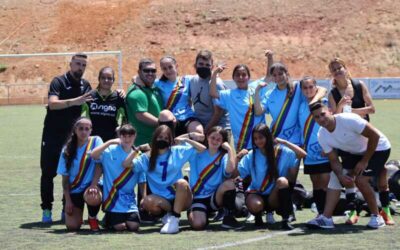 Los Premis Ones reconocen la labor del Racing Bonavista en el futbol femenino