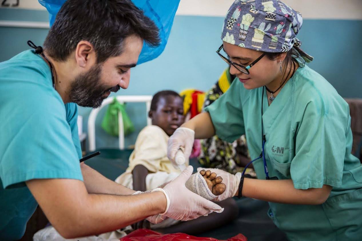 CIRURGIA EN TURKANA